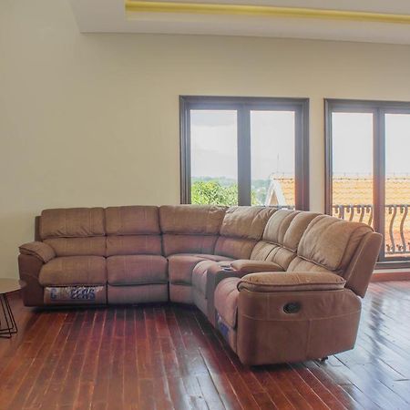 Villa Dago Pakar Bandung Buitenkant foto