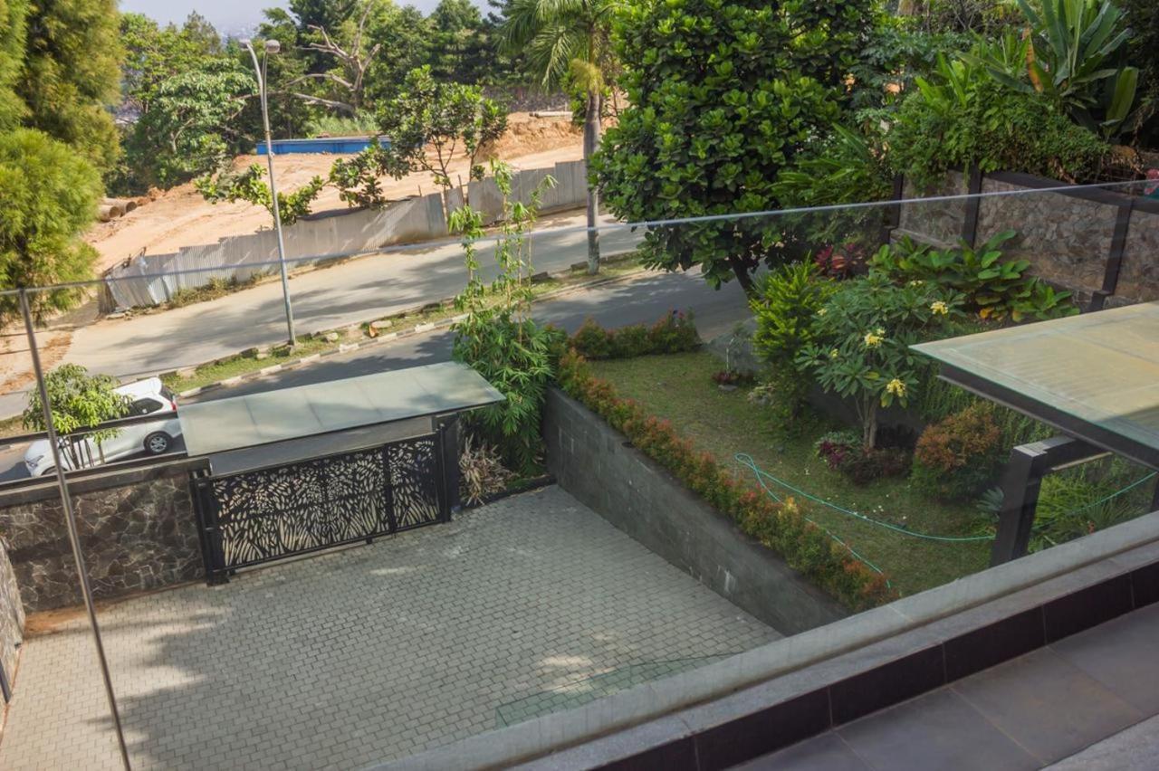 Villa Dago Pakar Bandung Buitenkant foto