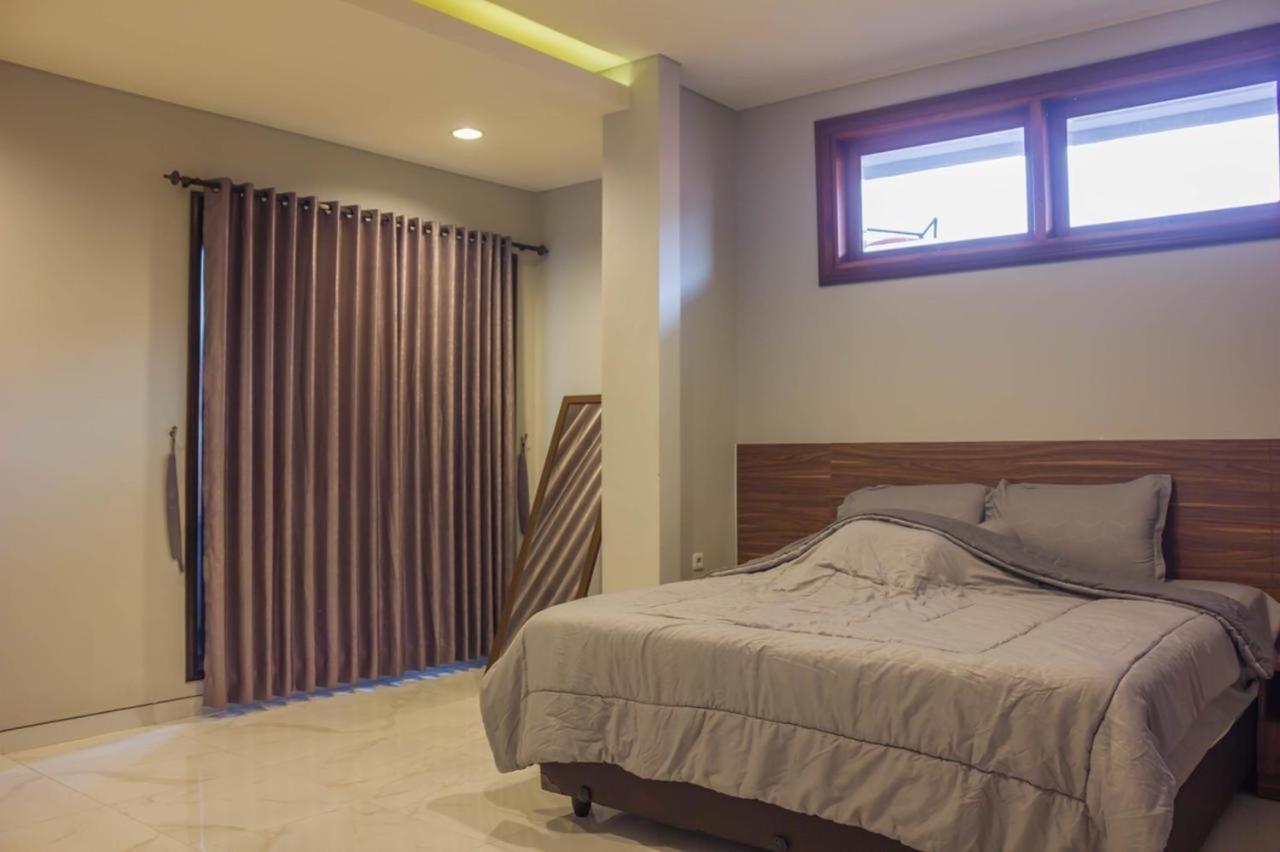 Villa Dago Pakar Bandung Buitenkant foto